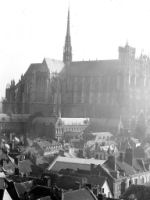 Amiens, Cathedrale, vue d'ensemble, photo Henri Deneux